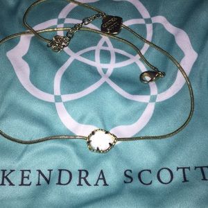 Kendra Scott Necklace